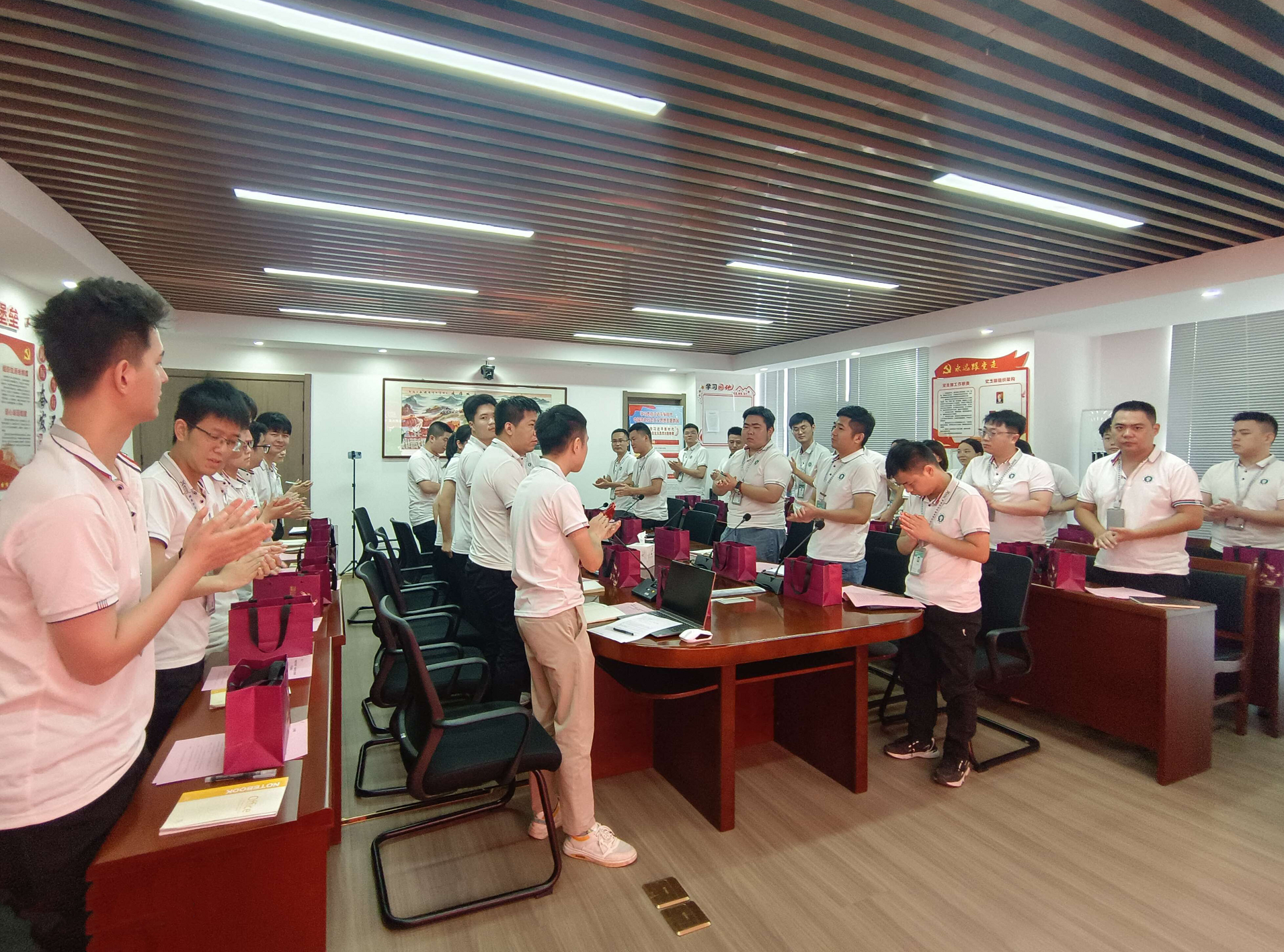 1723601480209099774.png 1723601480209099774.png